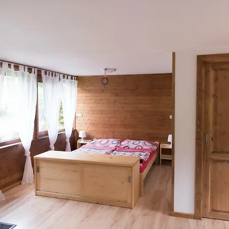 Apartman Apartman U Tri Veverek *
